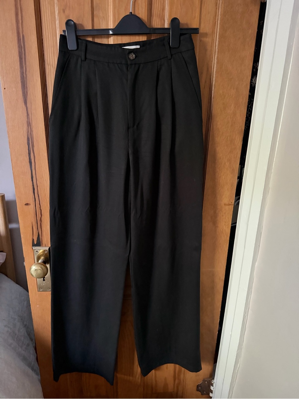 Reformation Black Men's Trousers - Picture 2 of 4